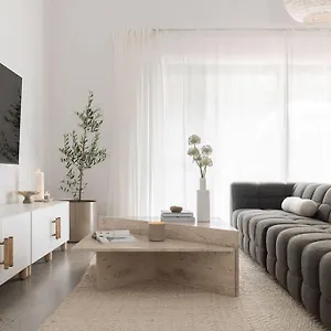 https://the-mayfield-byron-bay.hotelsbyronbayaustralia.com