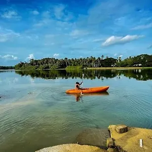 https://resort-silent-river.kerala-hotels.net