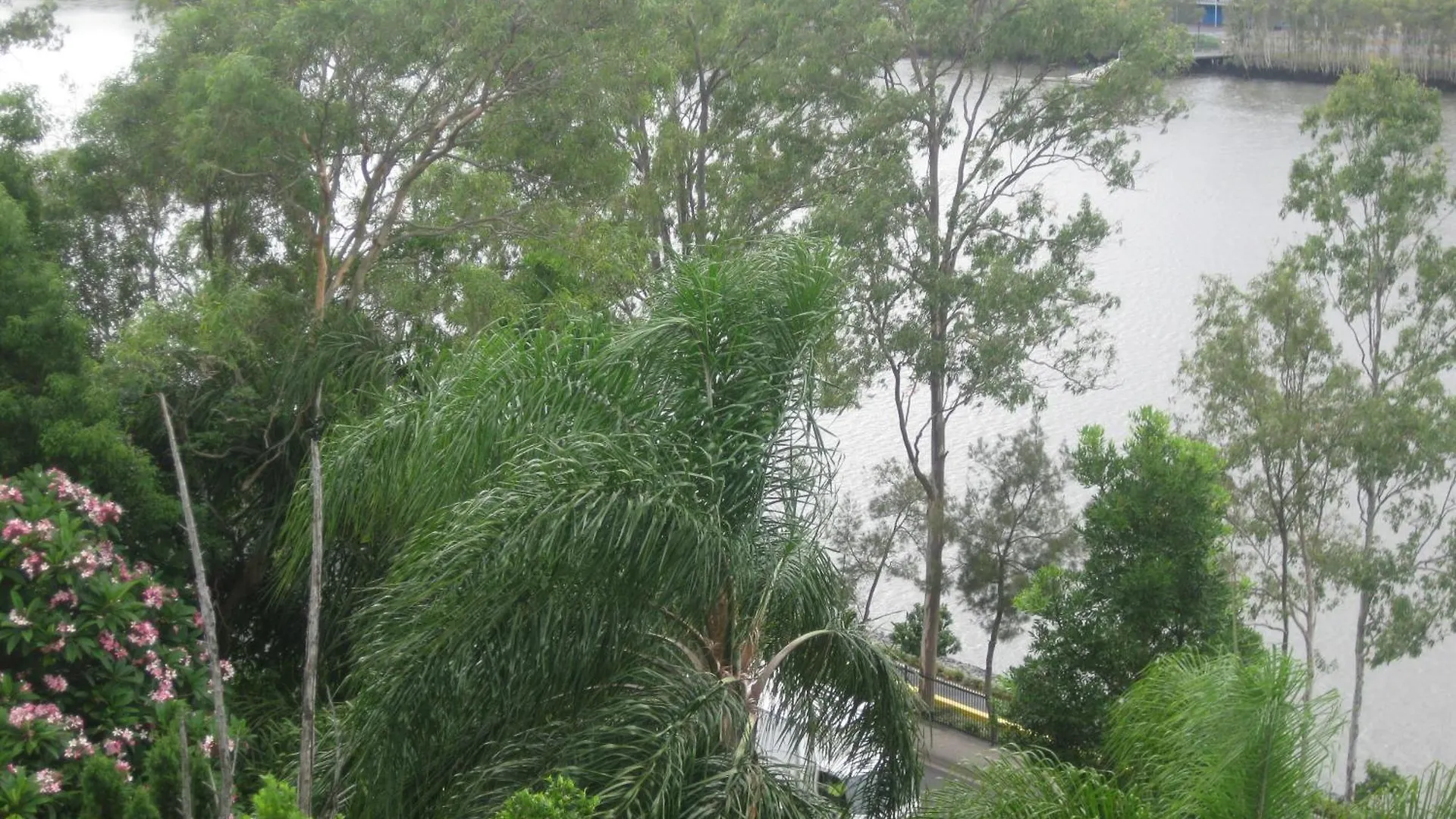 Fairthorpe Apartments Brisbane Aparthotel