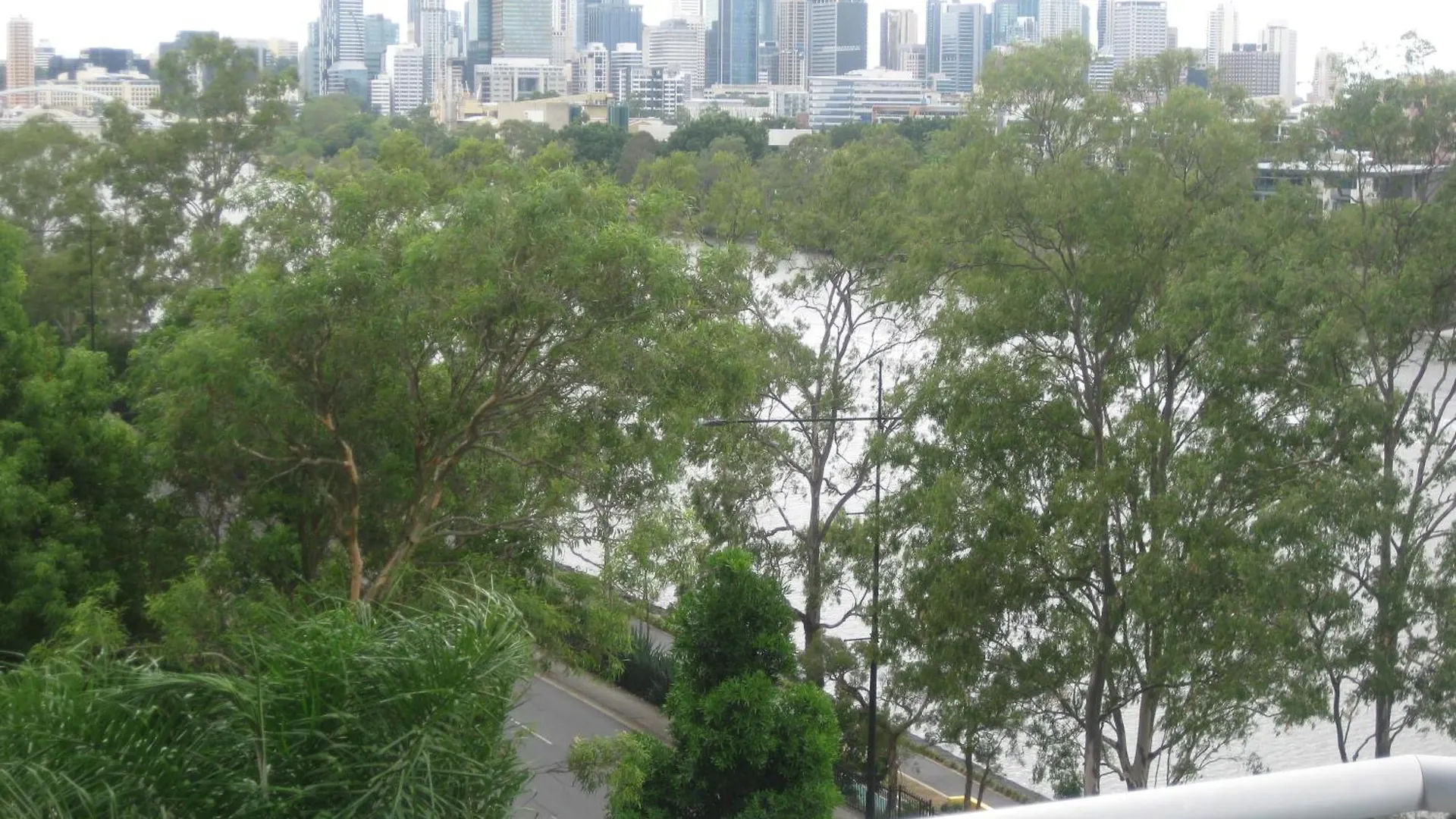 Aparthotel Fairthorpe Apartments Brisbane