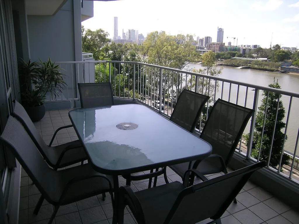Fairthorpe Apartments Brisbane